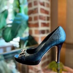 GUCCI Blue Guccissima Metallic Horsebit Heels
